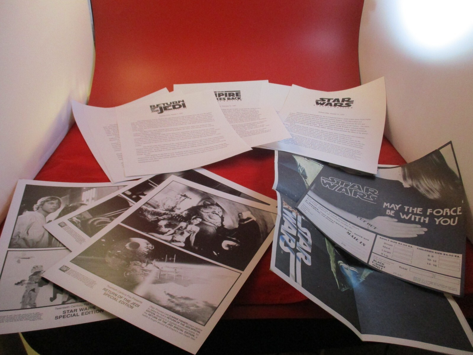 Star Wars Special Edition 1997 Press Kit Releases & Photos + Bonus Toy Catalog Star Wars Special Edition 1997 Press Kit Releases & Photos + Bonus Toy Catalog