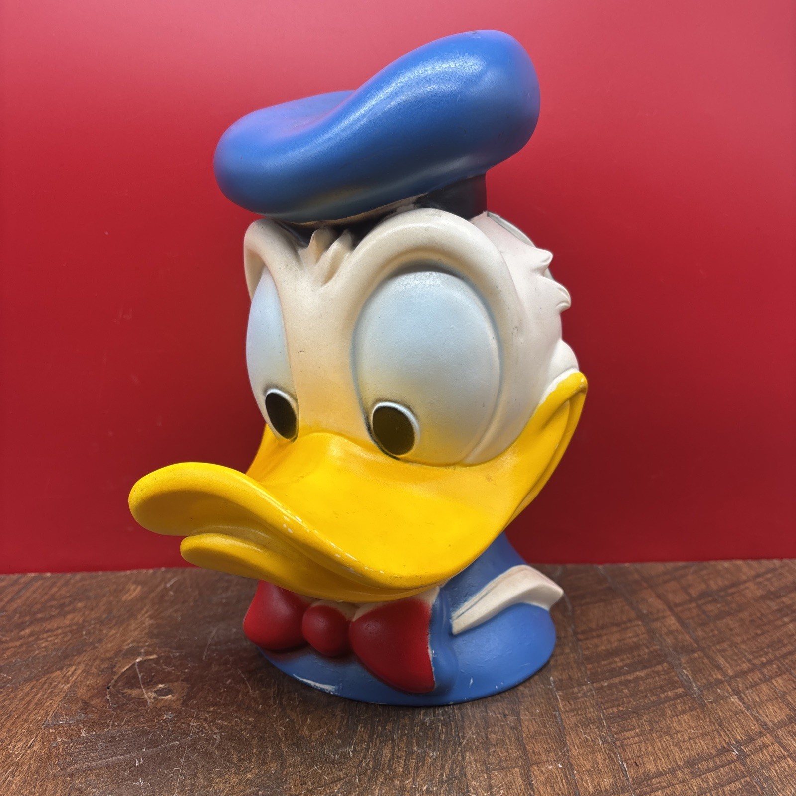 1971 VINTAGE WALT DISNEY DONALD DUCK PLAY PAL PLASTICS BUST BANK With STOPPER 1971 VINTAGE WALT DISNEY DONALD DUCK PLAY PAL PLASTICS BUST BANK With STOPPER