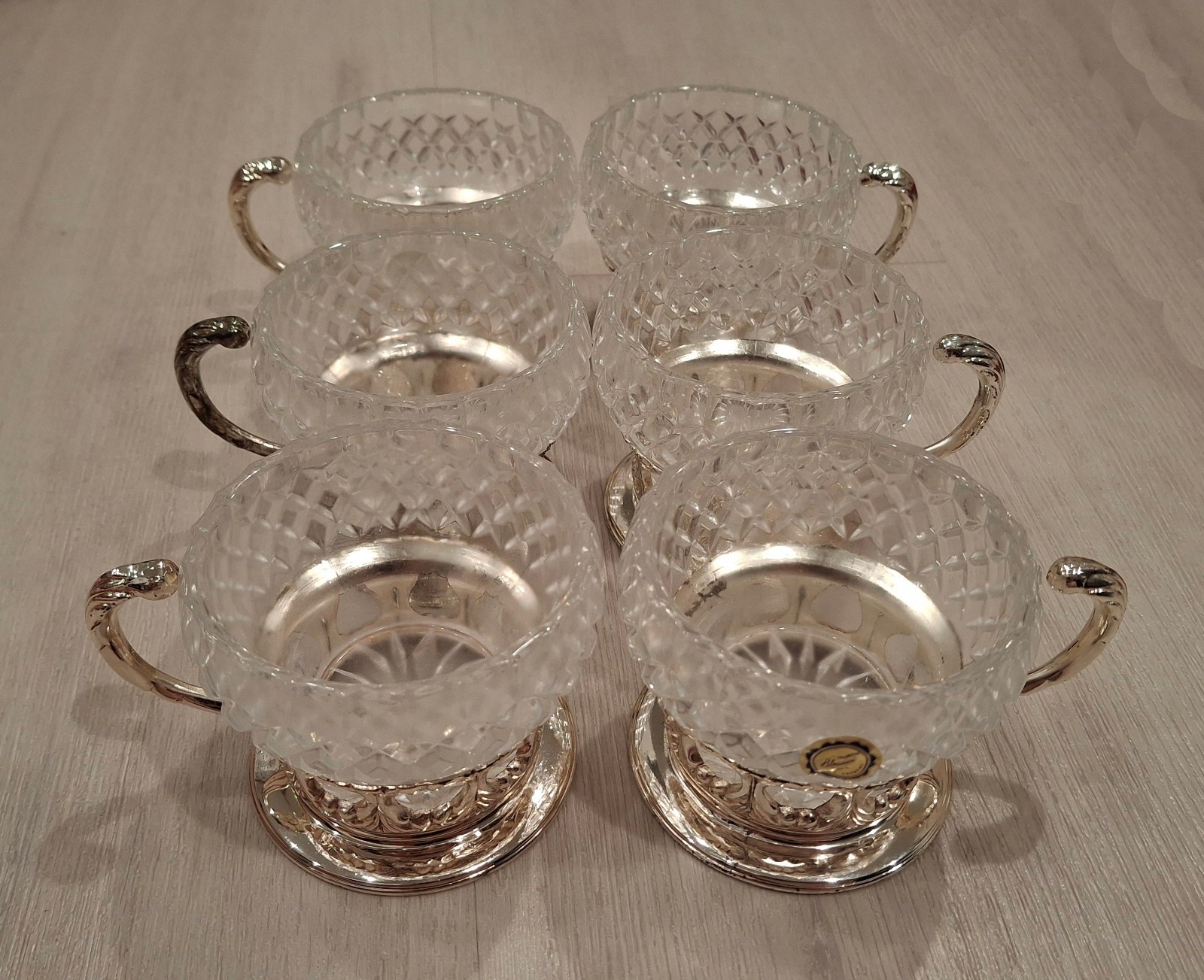 LOT OF (6) Vtg Hollywood Regency Diamond Cut Glass Cup Set ORNATE GOLD BASE +BOX LOT OF (6) Vtg Hollywood Regency Diamond Cut Glass Cup Set ORNATE GOLD BASE +BOX
