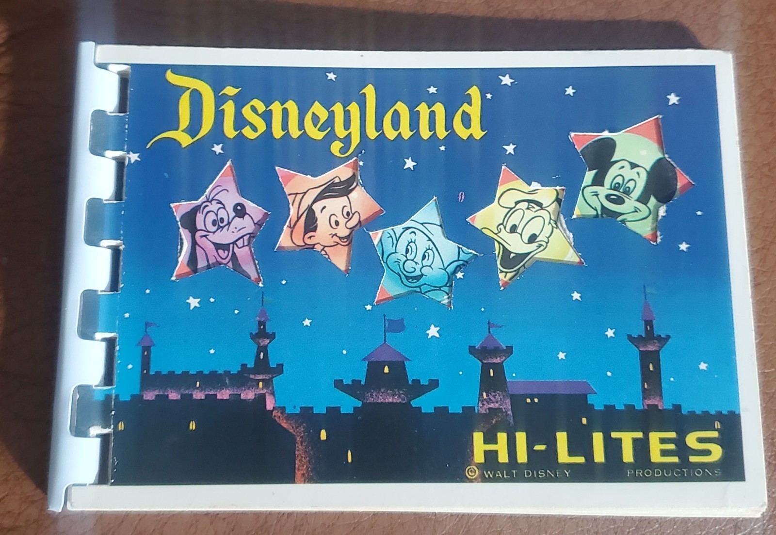 Vintage 1960's Walt Disney Productions Disneyland HI-LITES Mini Souvenir Booklet Vintage 1960's Walt Disney Productions Disneyland HI-LITES Mini Souvenir Booklet