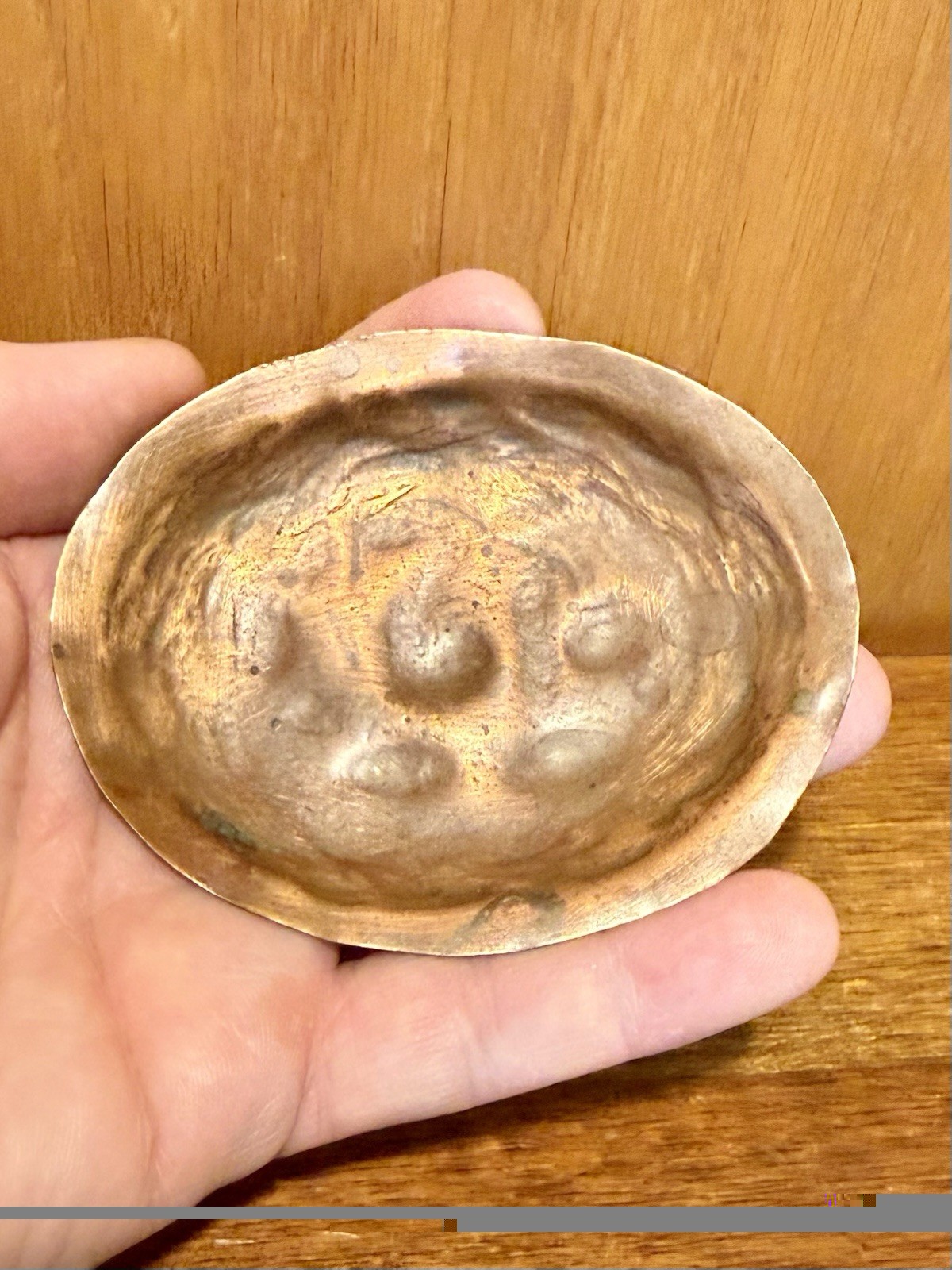 Antique hand-hammered Miniature copper Trinket Dish Bowl Sz 3.75”x3” Antique hand-hammered Miniature copper Trinket Dish Bowl Sz 3.75”x3”