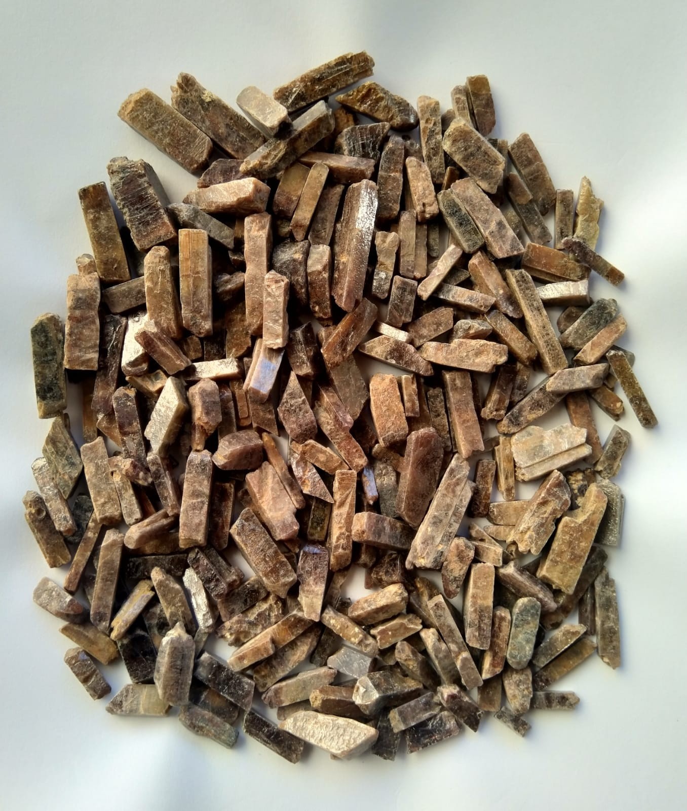Zircon  450g- 250pcs Natural Crystal Lot - Sri-Lanka.