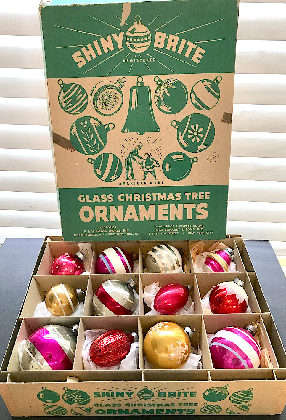 12 Vintage Franke Corning Glass Christmas Ornaments in Shiny Brite Uncle Sam Box 12 Vintage Franke Corning Glass Christmas Ornaments in Shiny Brite Uncle Sam Box