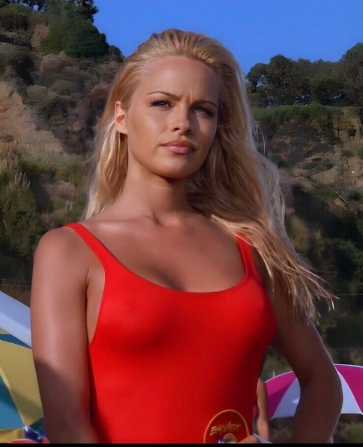 Pam Anderson Baywatch 8x10 Sexy Photo Actress Model Celebrity 