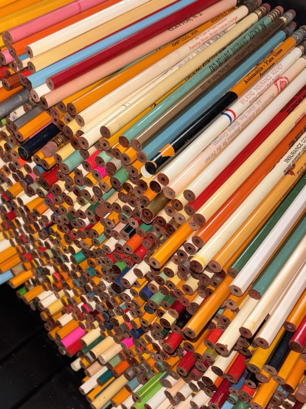1930s-1950s Vtg OLD PENCILS Lot of 100 Antique Advertisement PENCIL Collection 1930s-1950s Vtg OLD PENCILS Lot of 100 Antique Advertisement PENCIL Collection