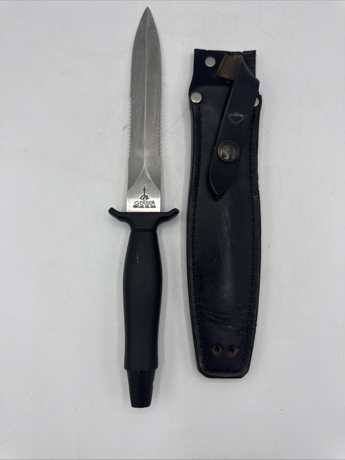 Vintage GERBER COMMAND II MK 2 FIGHTING KNIFE Sheath Belt Boot Leg 02737S Vintage GERBER COMMAND II MK 2 FIGHTING KNIFE Sheath Belt Boot Leg 02737S