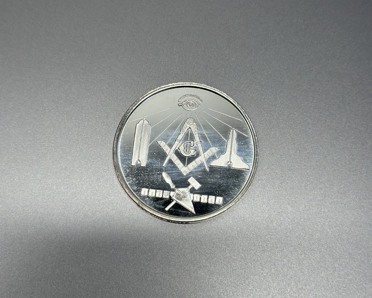 1981 Lawrenceville Georgia Lodge No131 UNC Freemason .999 Silver Coin 14.6 Grams
