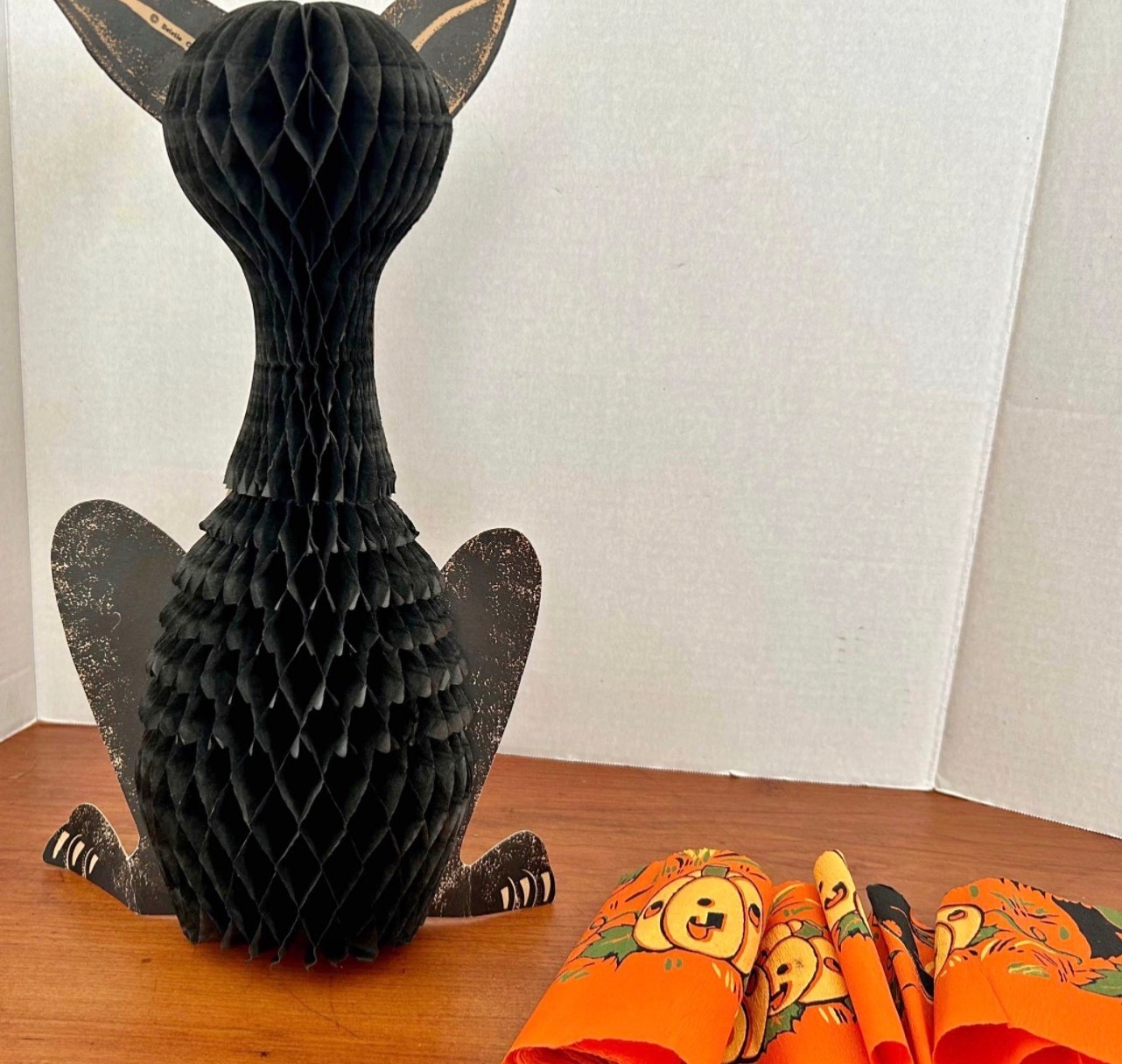 Vintage Antique 1920s Halloween Crepe Paper Streamer Pumpkin Jack O Lantern Cat Vintage Antique 1920s Halloween Crepe Paper Streamer Pumpkin Jack O Lantern Cat