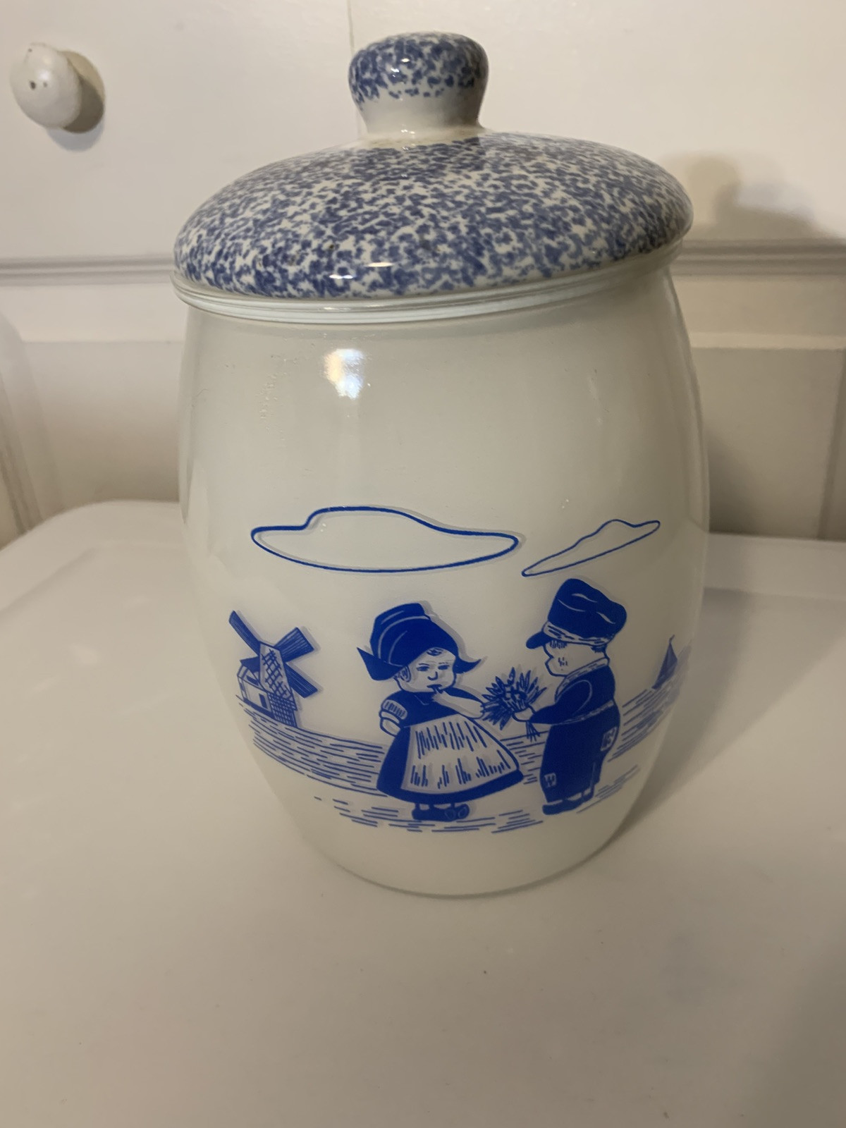 VTG Bartlett Collins Turquoise Blue & White Glass Dutch Boy Girl Cookie Jar 9” VTG Bartlett Collins Turquoise Blue & White Glass Dutch Boy Girl Cookie Jar 9”