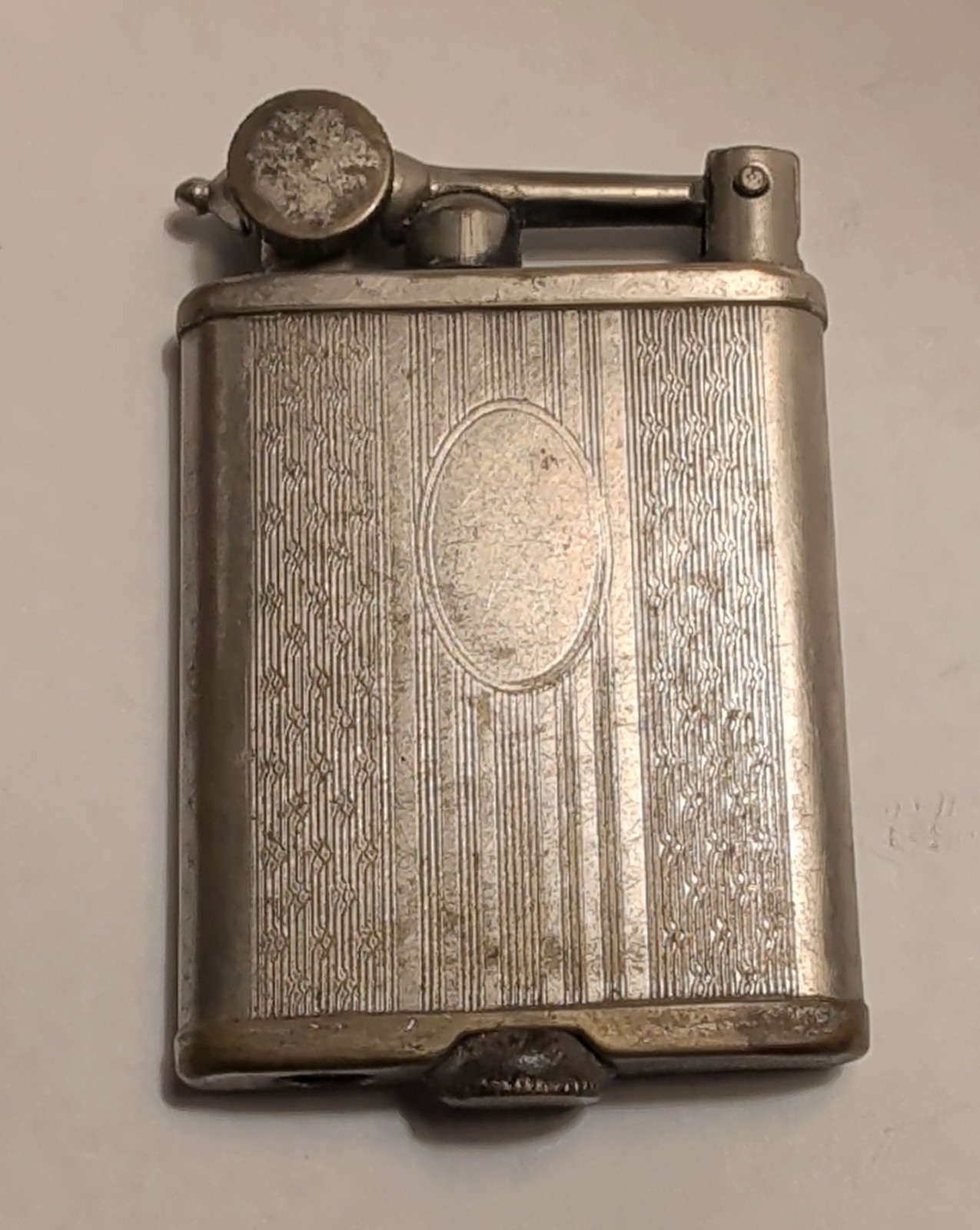 VINTAGE GEM LIFT ARM LIGHTER ENGINE TURNED UN ENGRAVED CIRCA 1920'S USA REX MFG VINTAGE GEM LIFT ARM LIGHTER ENGINE TURNED UN ENGRAVED CIRCA 1920'S USA REX MFG