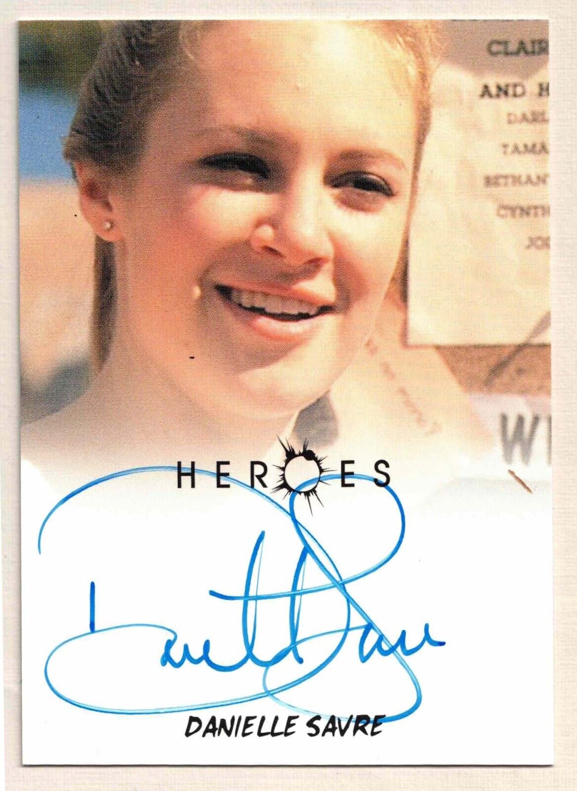 *Heroes Archives: Autograph Card of Danielle Savre as Jackie Wilcox