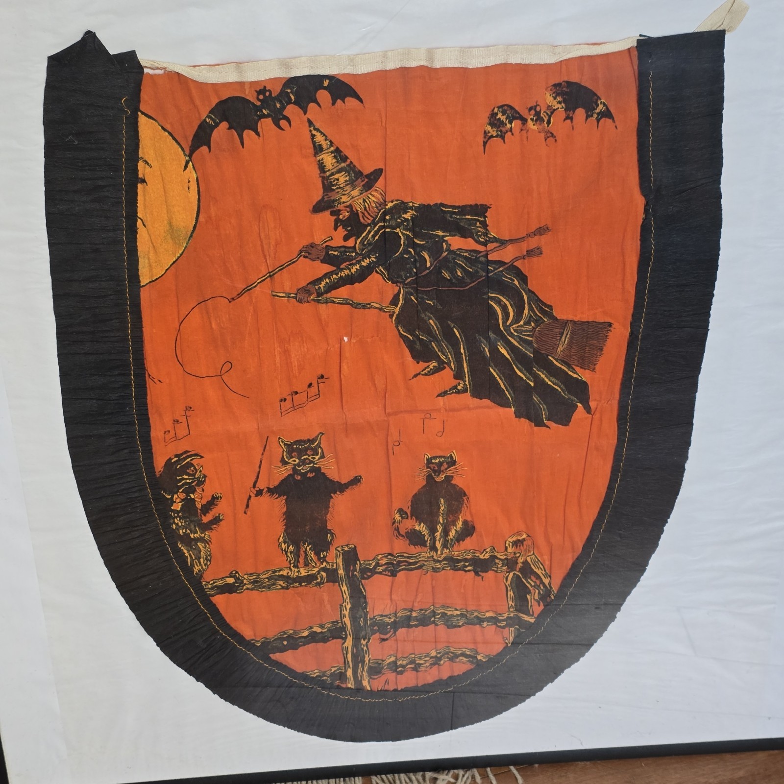 ~1920's Rare Halloween Crepe Apron ~1920's Rare Halloween Crepe Apron