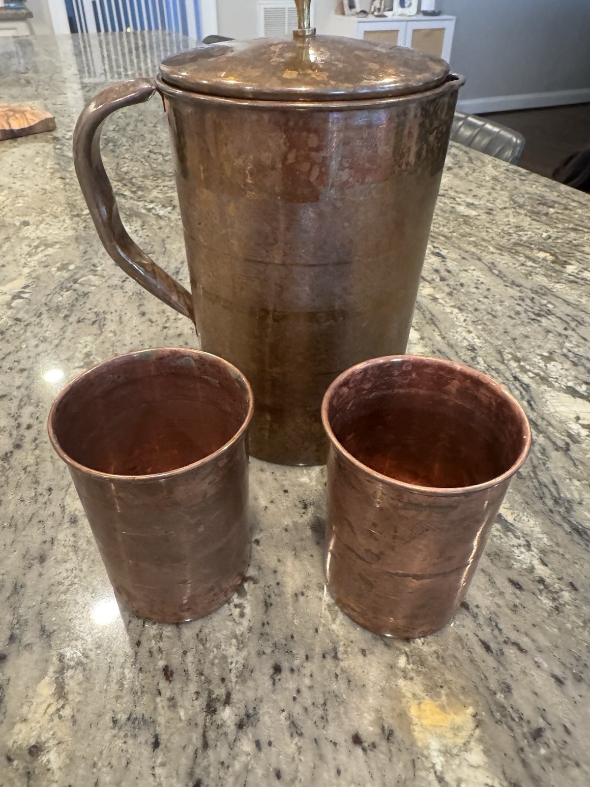 Vintage Hammered Copper Pitcher Lidded Water Jug 2 Tumblers Cups Hayware Set Vintage Hammered Copper Pitcher Lidded Water Jug 2 Tumblers Cups Hayware Set