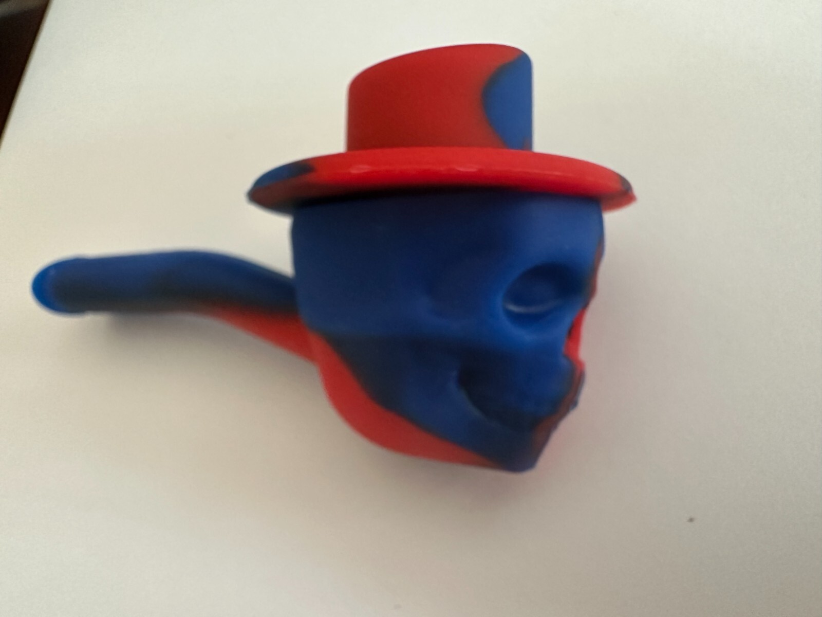 4.5" Silicone Hand Pipe Skull Design Red Blue Durable Travel Size Unbreakable