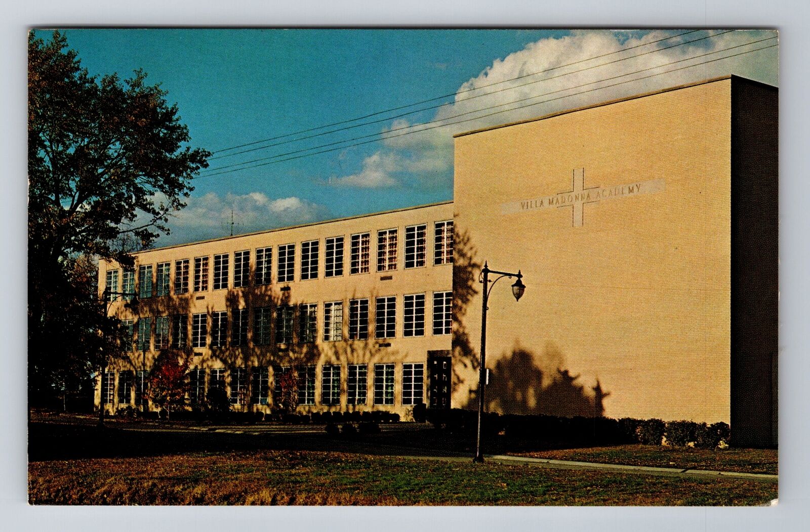 Covington KY-Kentucky, Villa Madonna Academy, Antique, Vintage c1970 Postcard