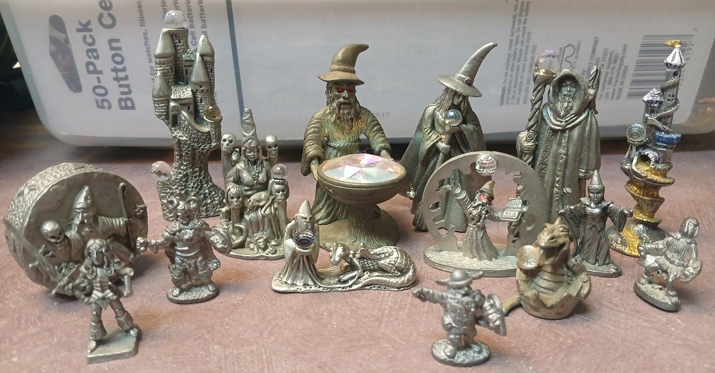 Mixed Lot of 15 Pewter Fantasy Figures- Medieval Fantasy Mixed Lot of 15 Pewter Fantasy Figures- Medieval Fantasy