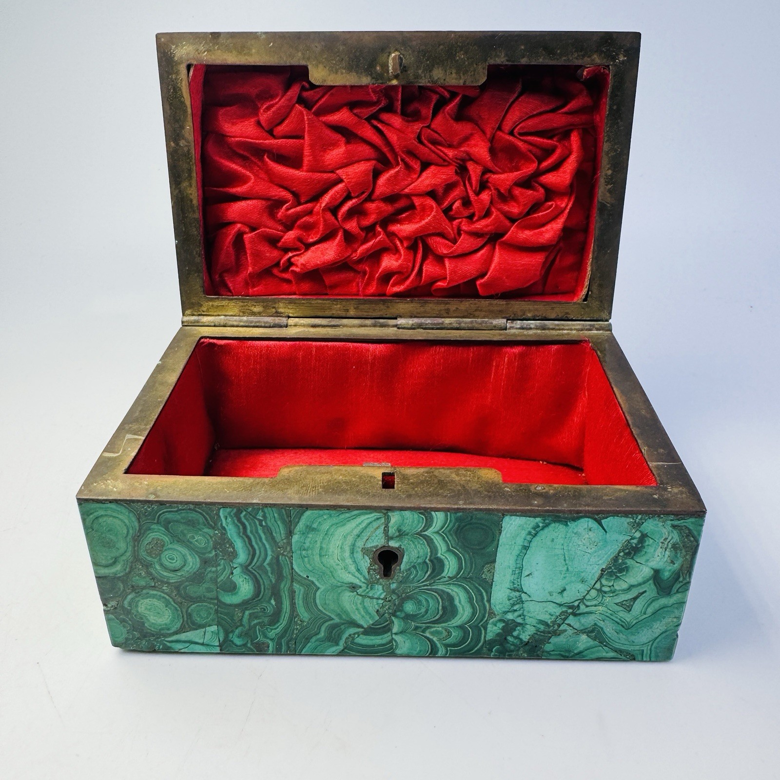 Antique Malachite Casket Box Russian Style Brass Frame Silk Lined 4.5” DAMAGED Antique Malachite Casket Box Russian Style Brass Frame Silk Lined 4.5” DAMAGED