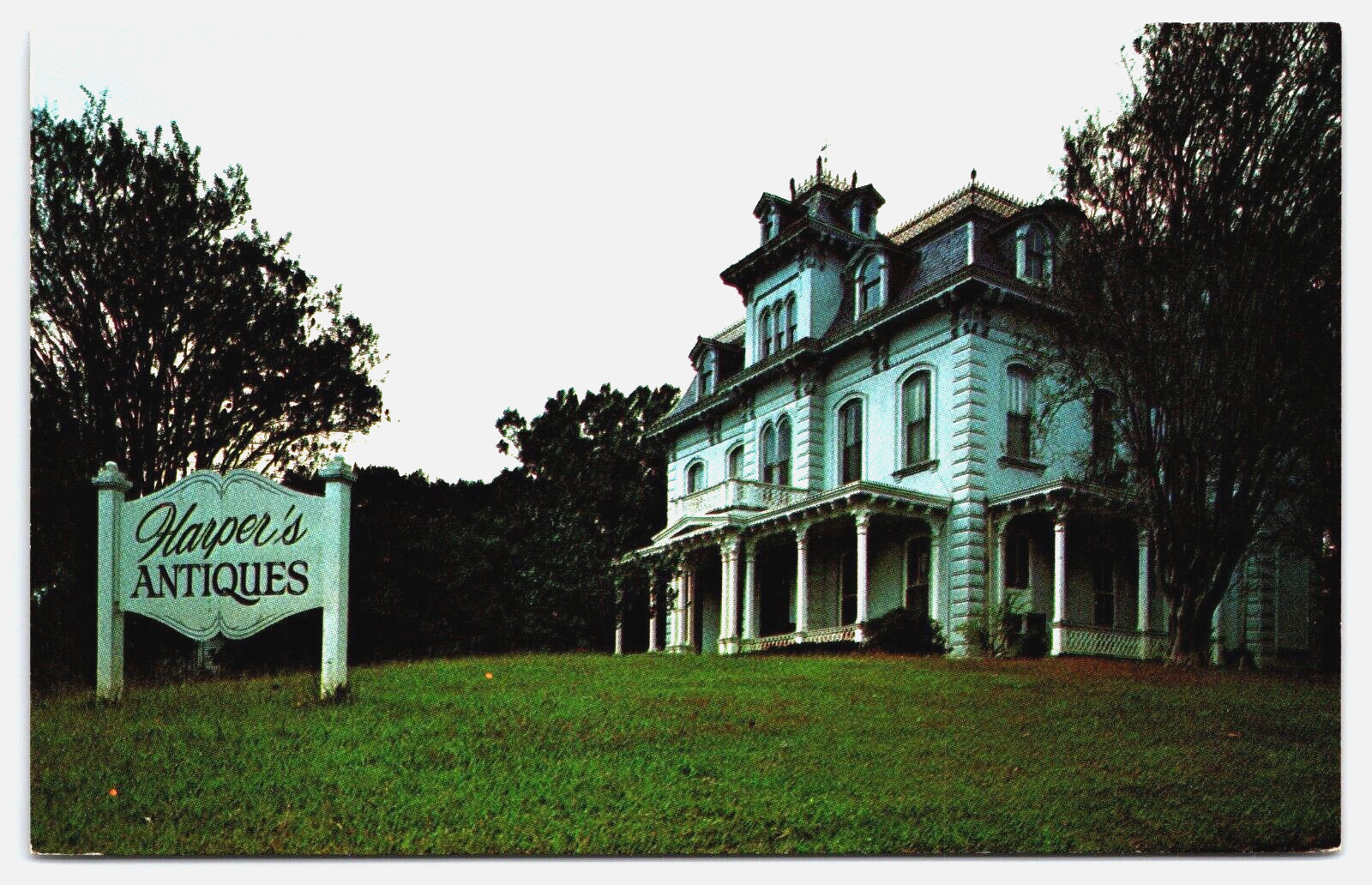 Vintage Postcard MS Natchez Harper's Antiques in Glen Auburn -3375 Vintage Postcard MS Natchez Harper's Antiques in Glen Auburn -3375