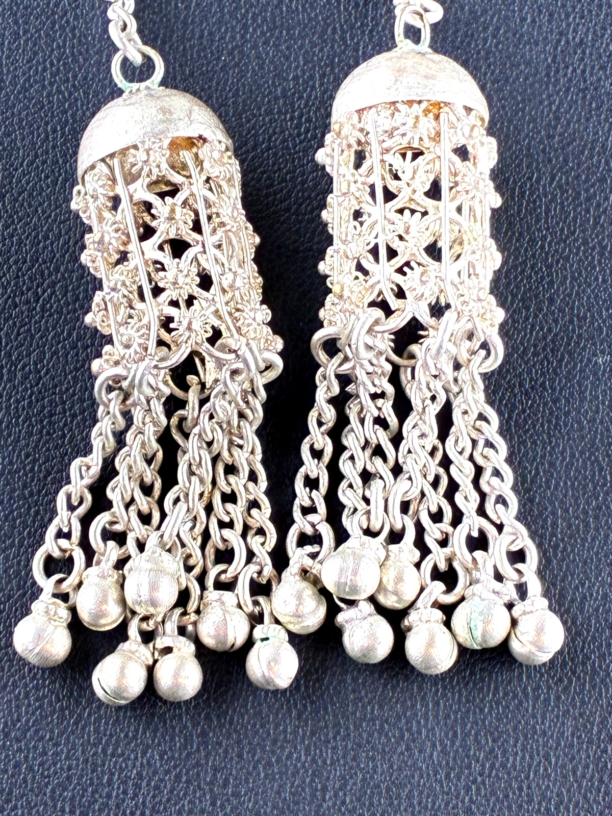 Chain Link Belt with Tassels on ends size Unique style silver tone Vintage JB Chain Link Belt with Tassels on ends size Unique style silver tone Vintage JB