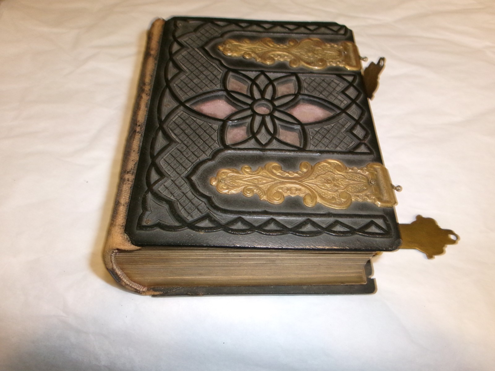 Antique 1850s-1900 Black Leather Photo Album w/24 Tintypes & 28 Photos