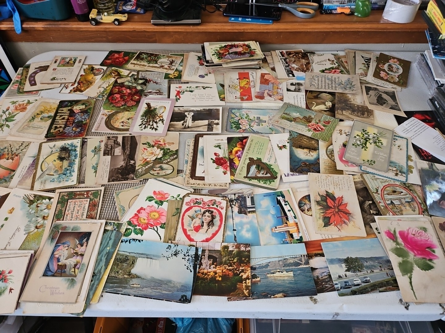 Insane Lot Of 220 Early 1990s Vintage Post Cards Ungone Thru Estate Sale Trl8#55 Insane Lot Of 220 Early 1990s Vintage Post Cards Ungone Thru Estate Sale Trl8#55