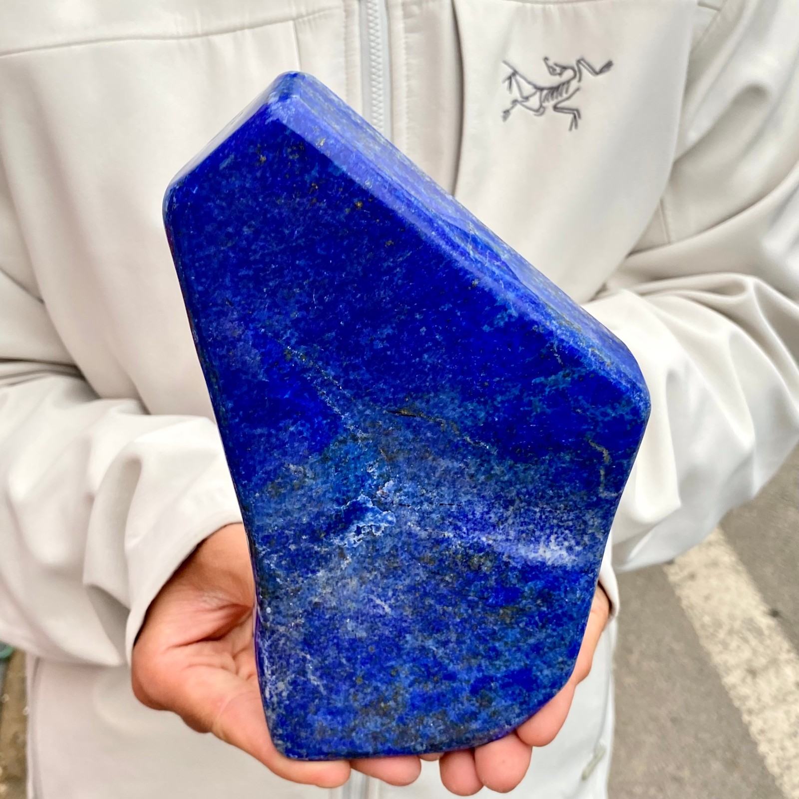 3.5LB Natural Boutique Lapis Lazuli Quartz Crystal Mineral Specimen Decorative 3.5LB Natural Boutique Lapis Lazuli Quartz Crystal Mineral Specimen Decorative