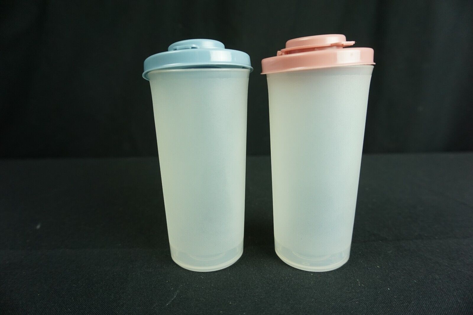 Vintage Tupperware Clear Seasoning Shakers Containers w/Blue & Mauve Lids #1328