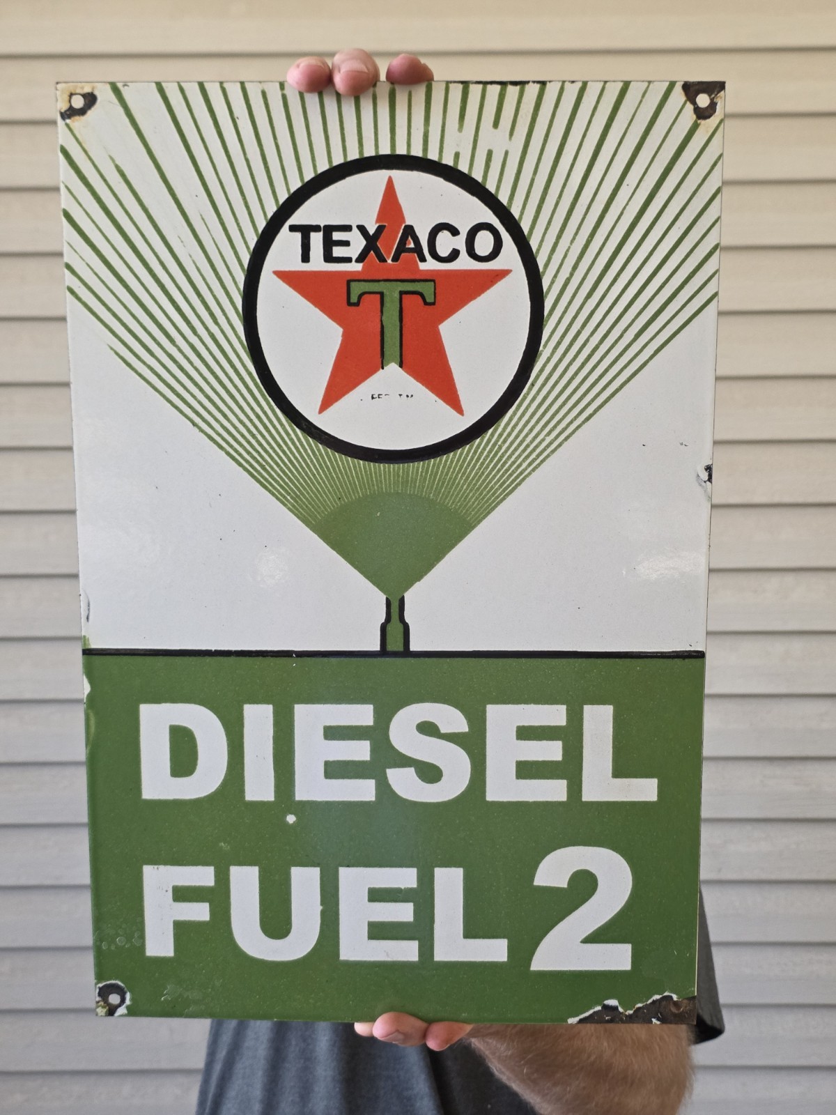 VINTAGE 1955 Texaco Diesel Fuel 2 Porcelain Advertising Sign (Green) 18" X 12". VINTAGE 1955 Texaco Diesel Fuel 2 Porcelain Advertising Sign (Green) 18" X 12".