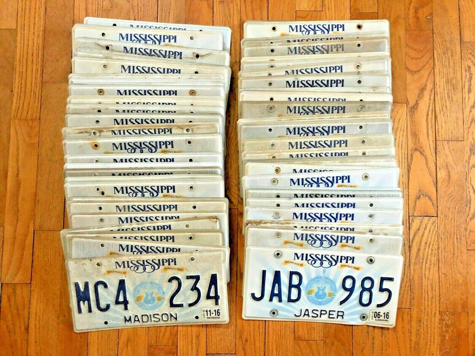 Bulk Lot of 100 Mississippi Guitar License Plates - Craft Condition