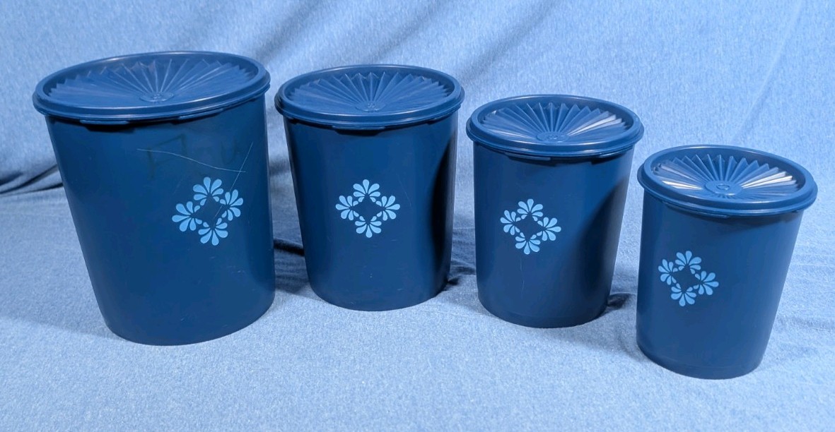 Vtg Tupperware Servalier Nesting Canister Set of 4 Navy Blue Floral Pattern