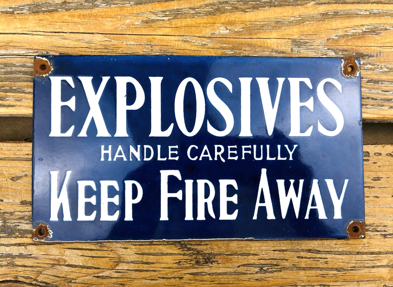 VINTAGE 9x5" EXPLOSIVES KEEP FIRE AWAY PORCELAIN GASOLINE ADVERTISING OIL SIGN VINTAGE 9x5" EXPLOSIVES KEEP FIRE AWAY PORCELAIN GASOLINE ADVERTISING OIL SIGN