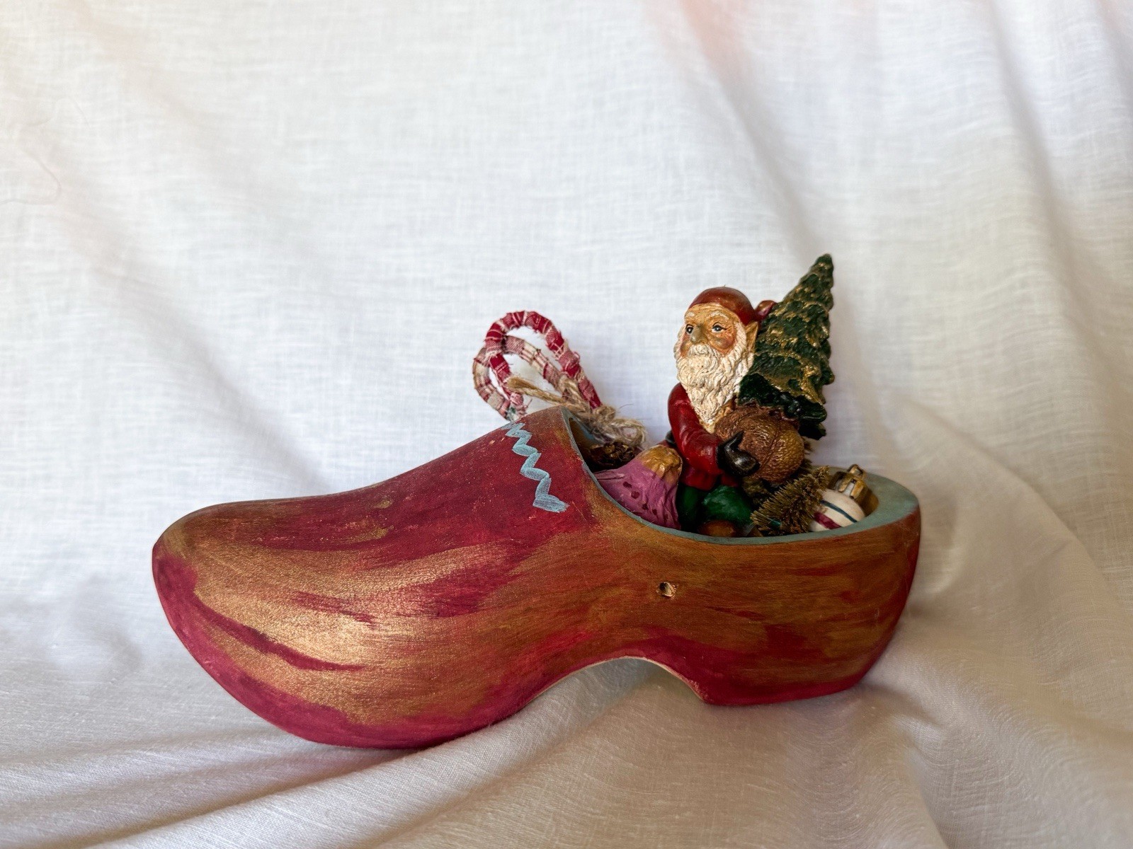 Vintage Primitive Handmade Wooden Clog Christmas Decor Folk Art Santa Gnome Vintage Primitive Handmade Wooden Clog Christmas Decor Folk Art Santa Gnome