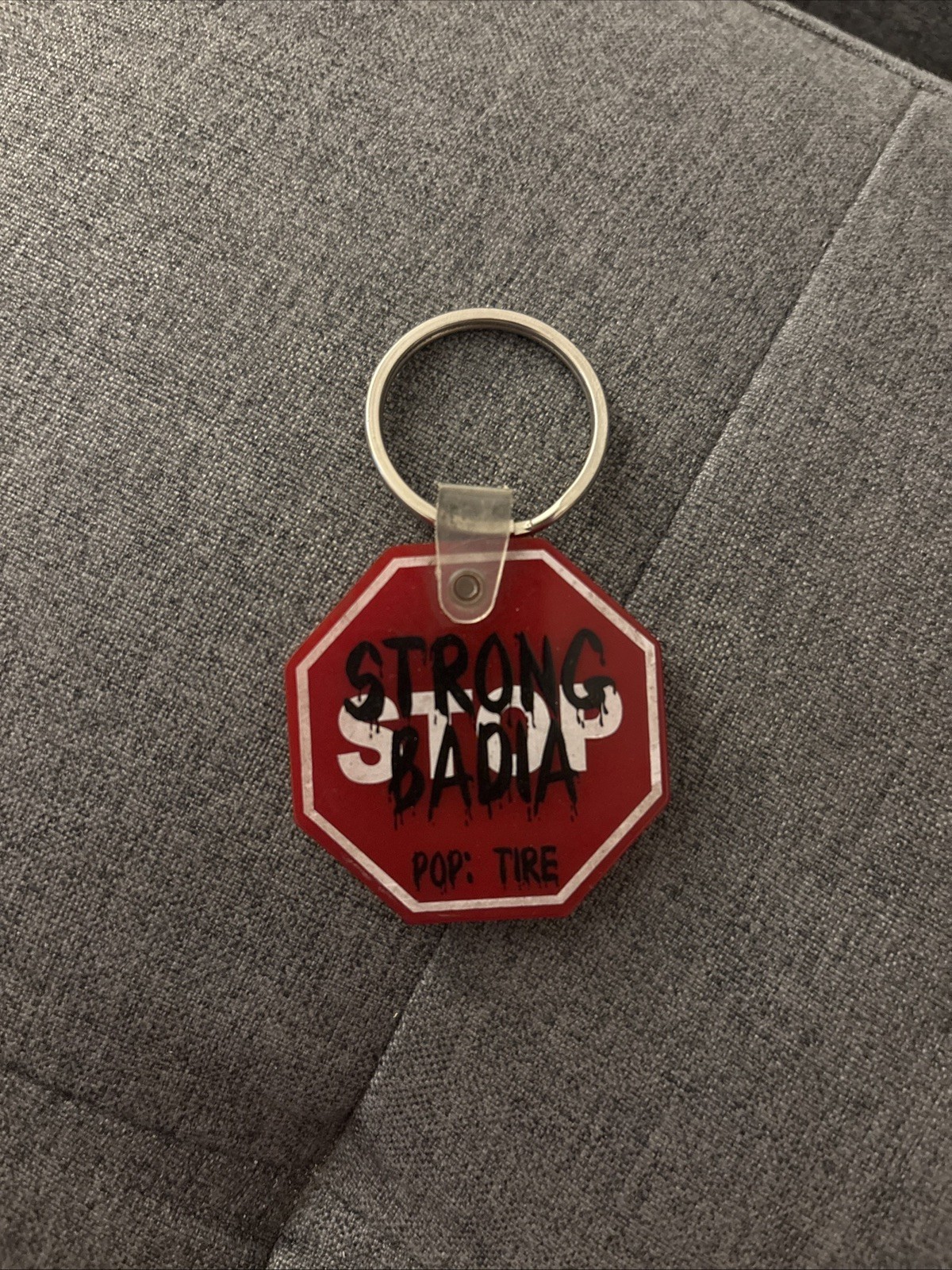 Homestar Runner Strong Bad Stop Sign Keychain Pop Tire Vintage Homestar Runner Strong Bad Stop Sign Keychain Pop Tire Vintage