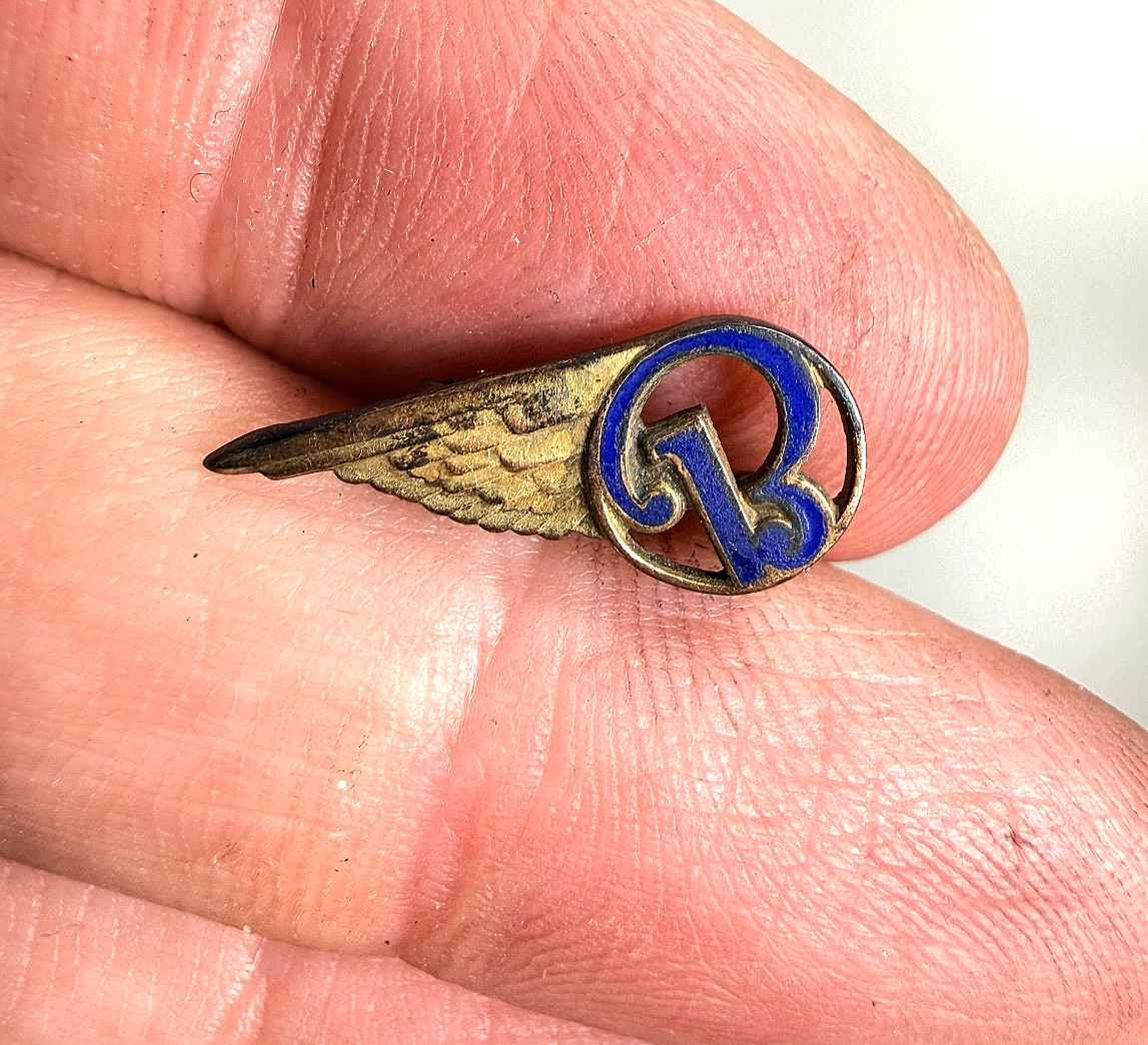 RARE 1930's "Flying B" Beechcraft Service Award Pin wings Wichita Kansas KS