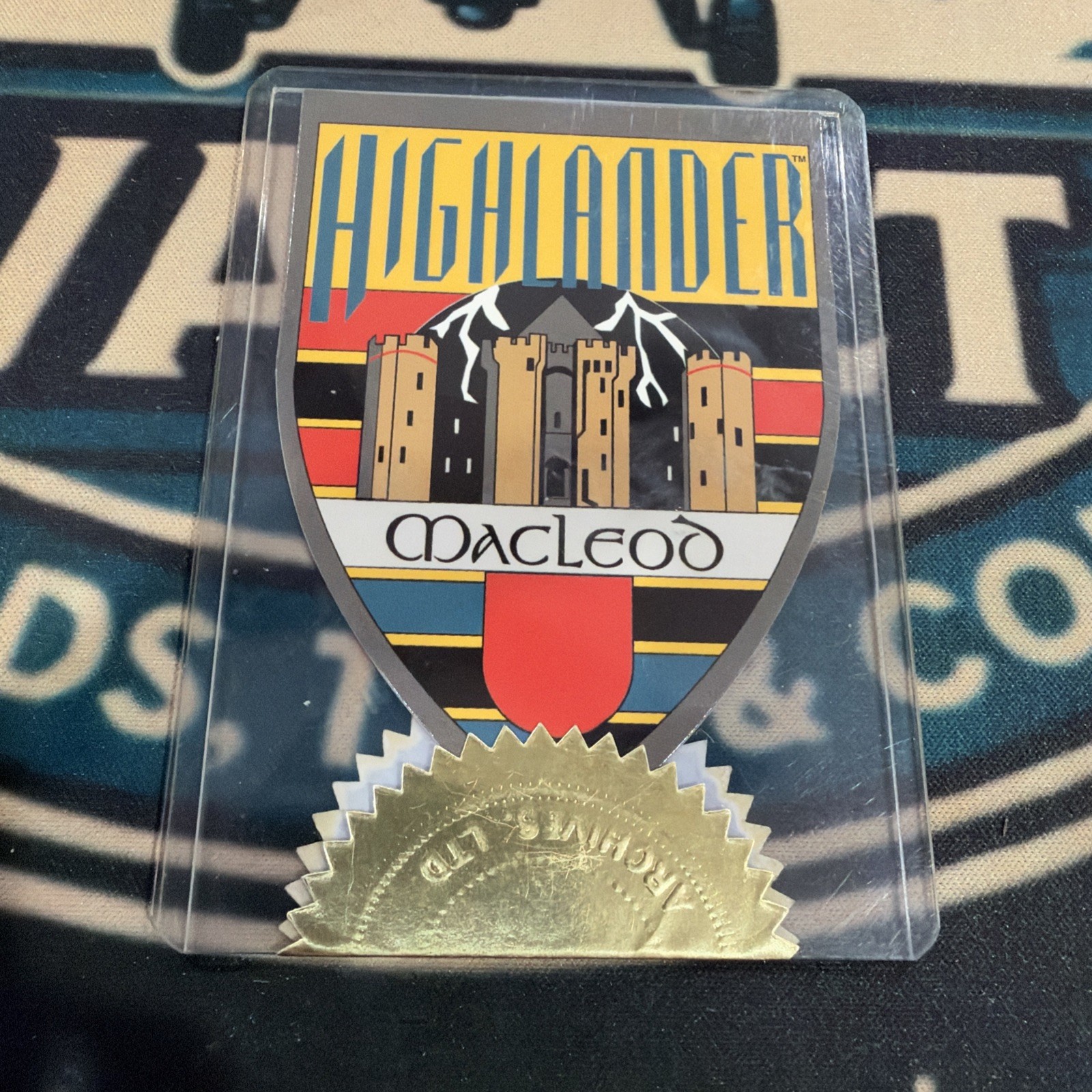 Highlander The Series MacLeod Family Crest Case Topper /600 Rare Limited SP Highlander The Series MacLeod Family Crest Case Topper /600 Rare Limited SP