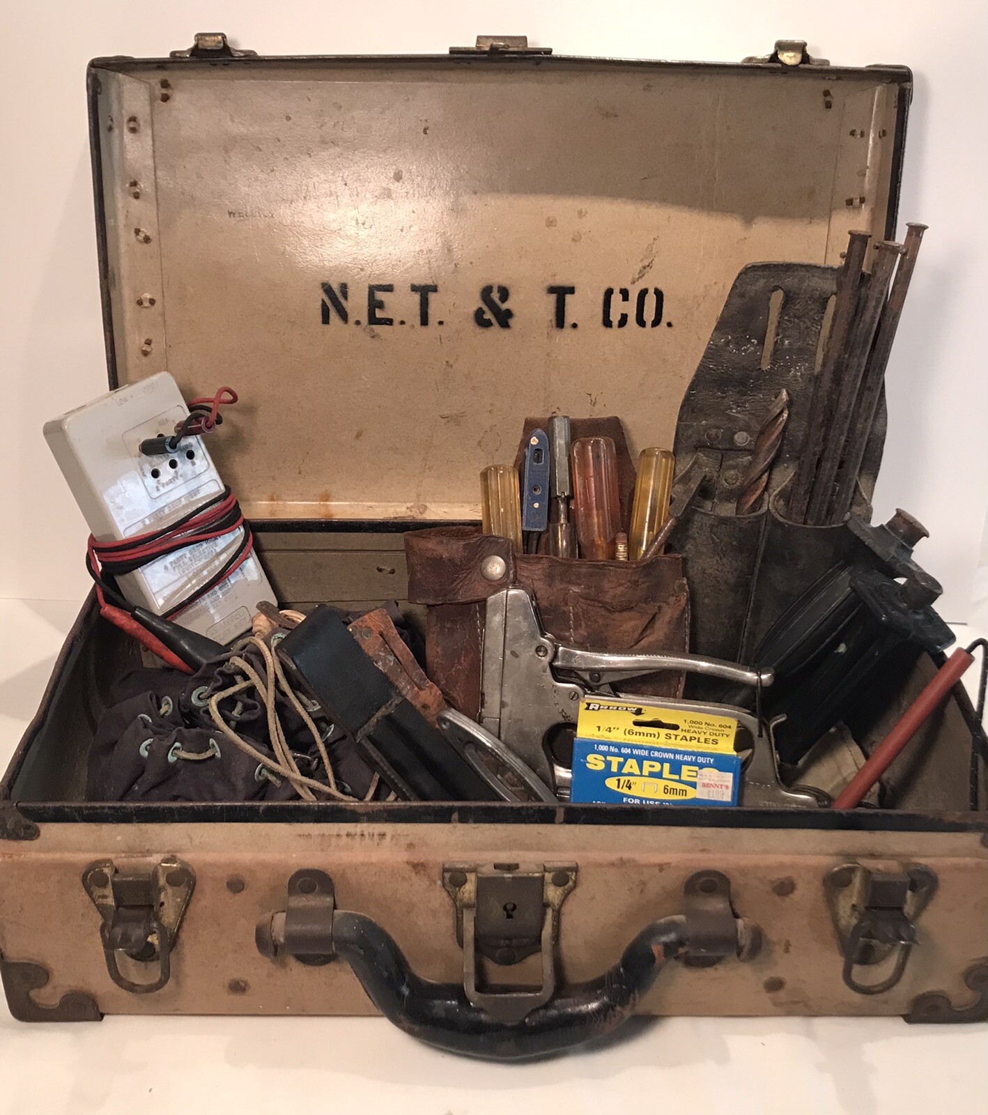 New England Bell Telephone and Telegraph Lineman Repair Case and Tools New England Bell Telephone and Telegraph Lineman Repair Case and Tools