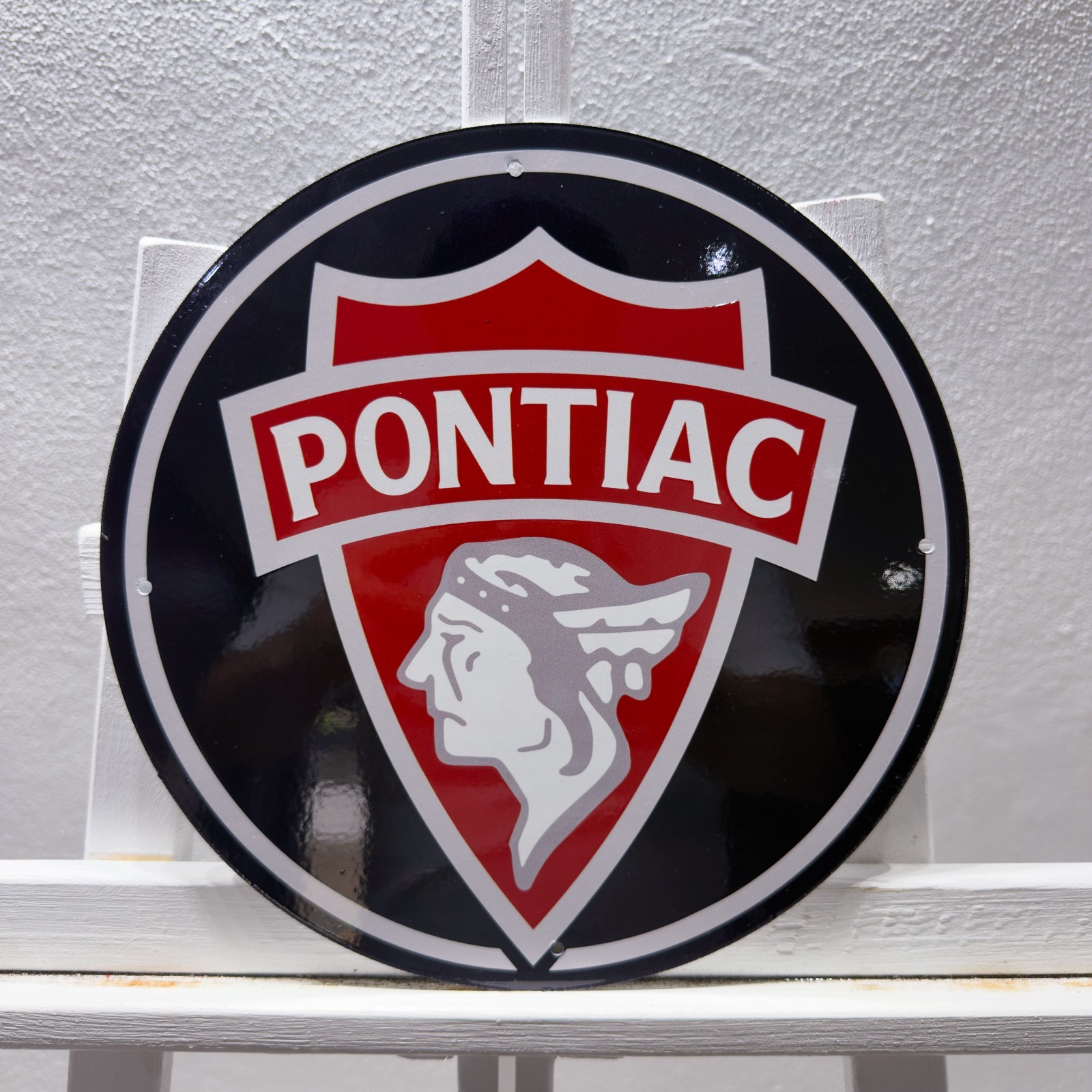 Pontiac Vintage Heavy Metal Sign — Classic American Garage Decor — 30 cm (11.8")