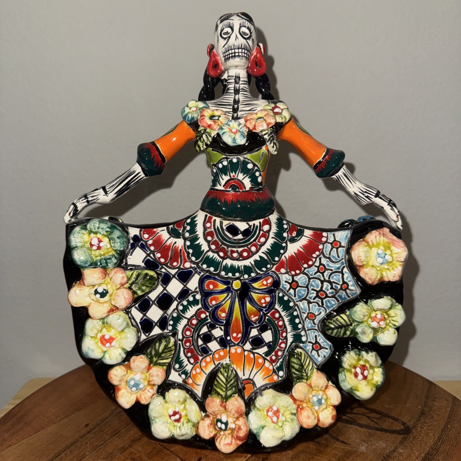 Mexican Talavera Catrina Dancer Figurine 11” Hand-Painted Floral Dress Mexican Talavera Catrina Dancer Figurine 11” Hand-Painted Floral Dress