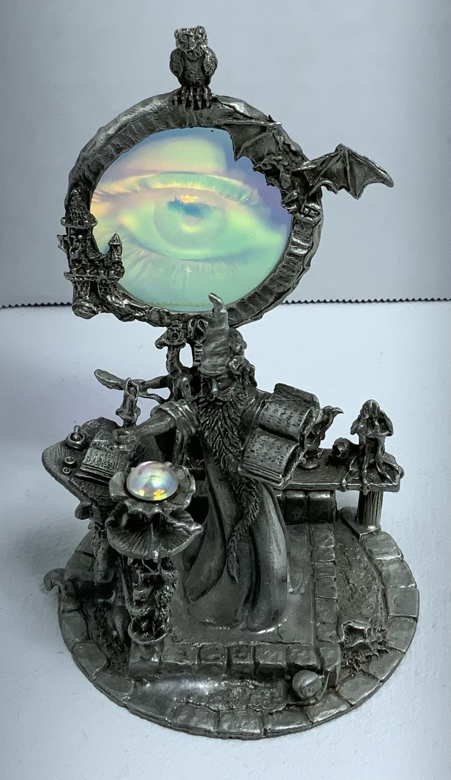 Pewter Wizard Dragon Eye Hologram Sorcerer Figurine LOTR GOT Numbered 1986 Gallo Pewter Wizard Dragon Eye Hologram Sorcerer Figurine LOTR GOT Numbered 1986 Gallo