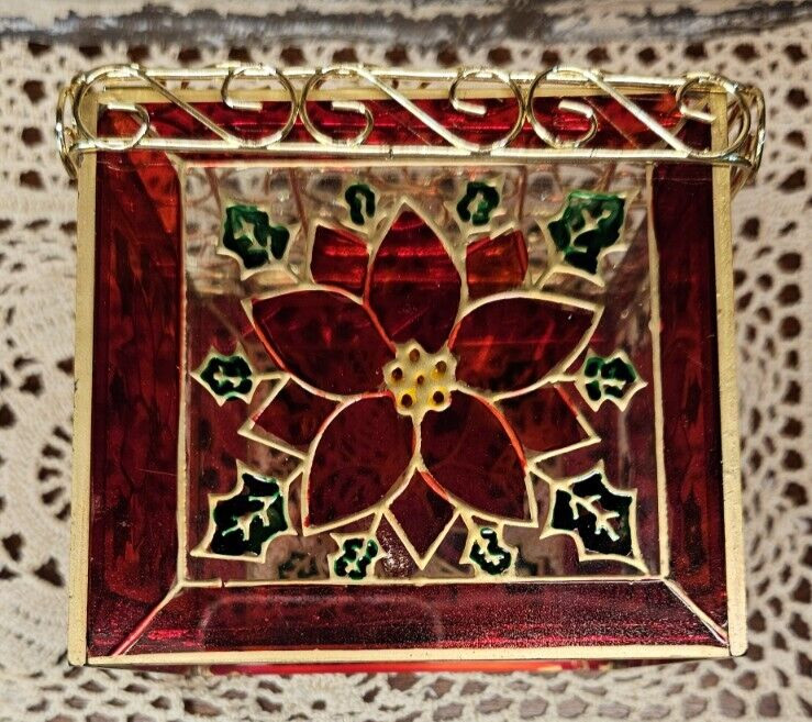 Poinsettia Stained Glass Christmas Holiday Box Decor w/ Wire Lid 5" ×5" × 4" Poinsettia Stained Glass Christmas Holiday Box Decor w/ Wire Lid 5" ×5" × 4"