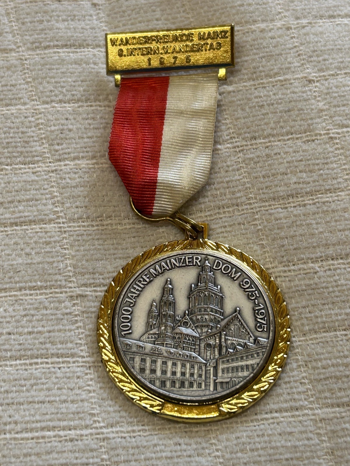 Vintage 1975 Wanderfreunde Mainz Hiking Medal 1000 Jahre Mainzer Dom Germany Vintage 1975 Wanderfreunde Mainz Hiking Medal 1000 Jahre Mainzer Dom Germany