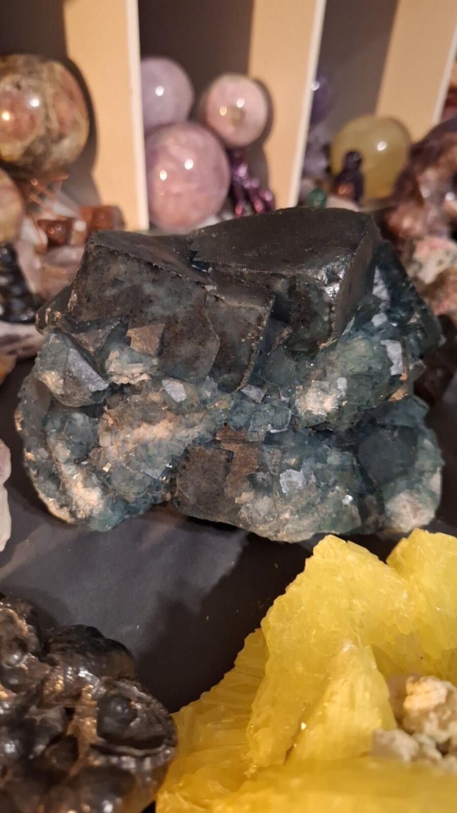 4lb 13oz. Madagascar Fluorite 4lb 13oz. Madagascar Fluorite