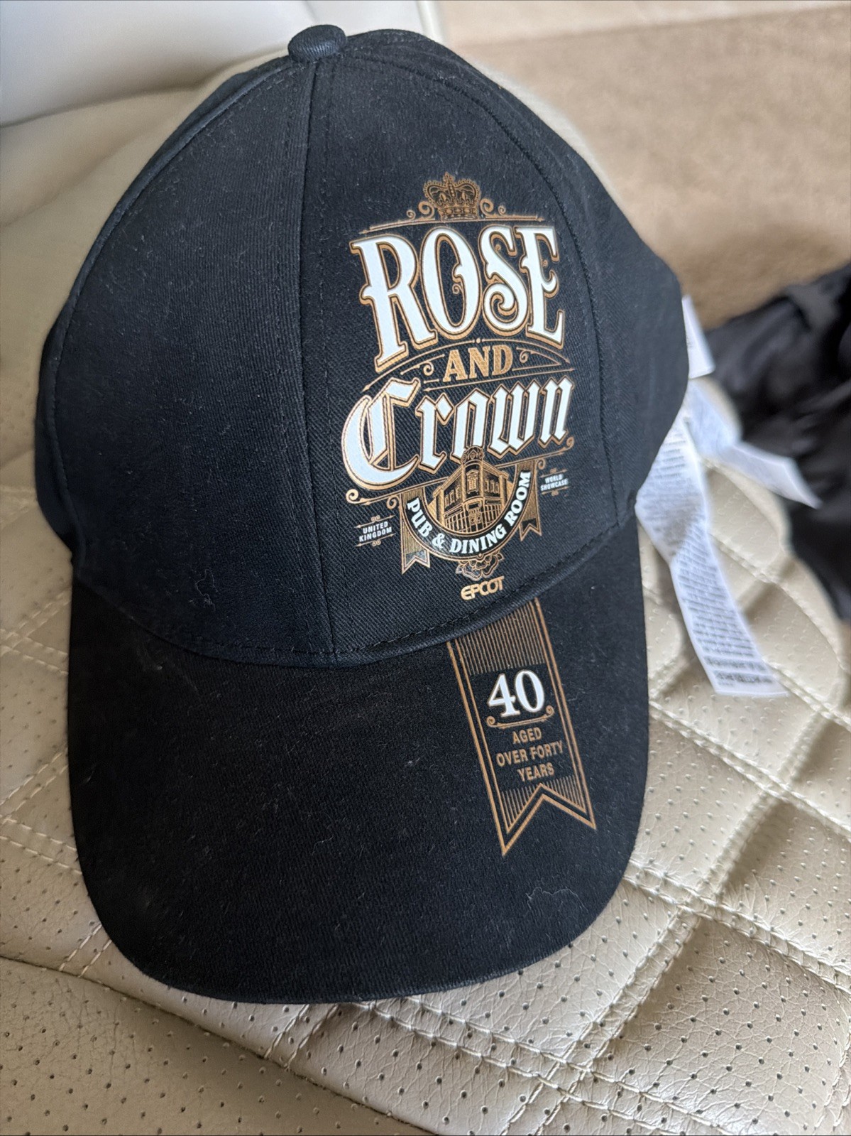Disney Epcot United Kingdom Rose Crown Pub Cap Hat Brand New With Tags