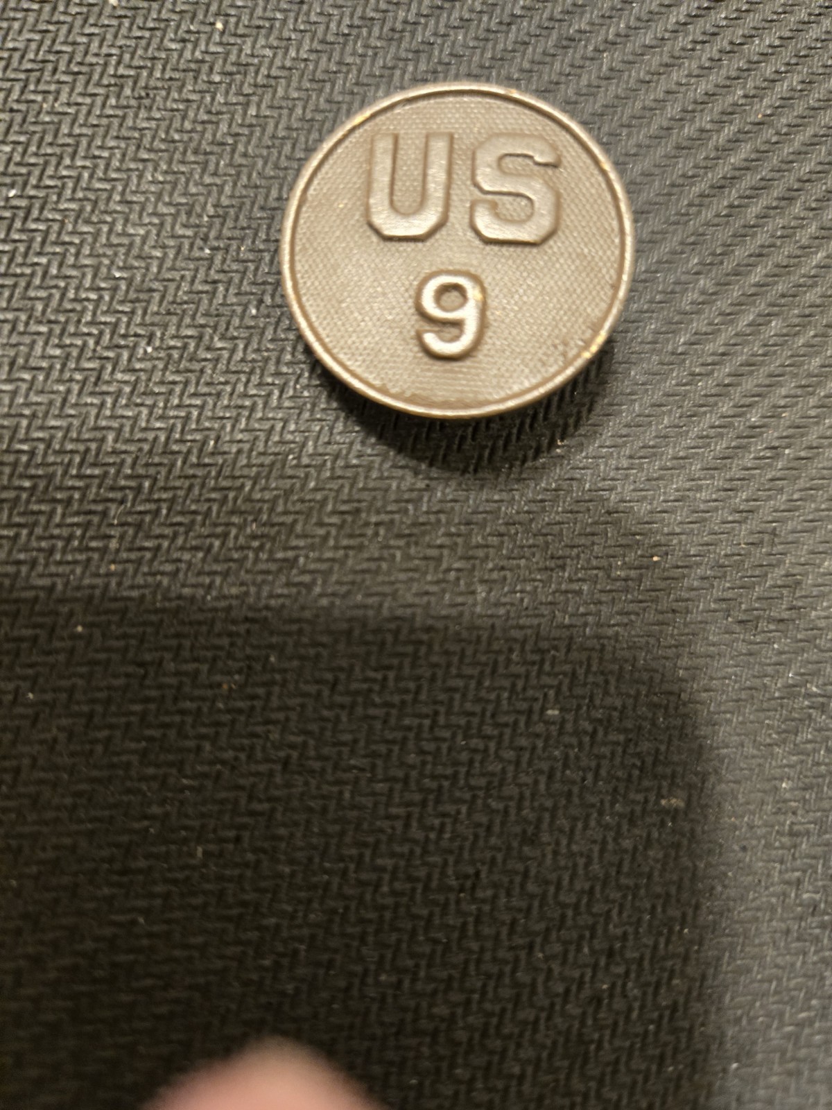 WW1 US COLLAR DISC FOR 3RD INFANTRY DIVISION 9TH MACHINE GUN BATTALION IN GREAT 