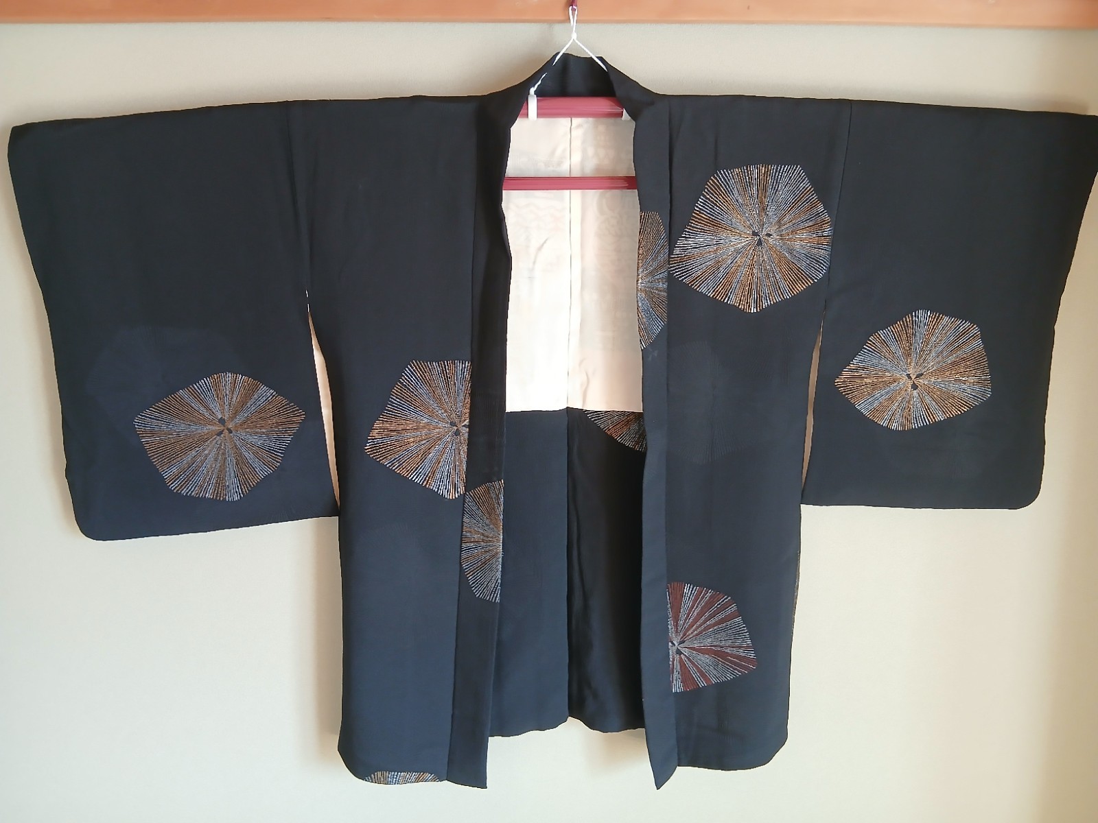 Vintage Japanese  Haori Silk Geometric Fan Pattern
