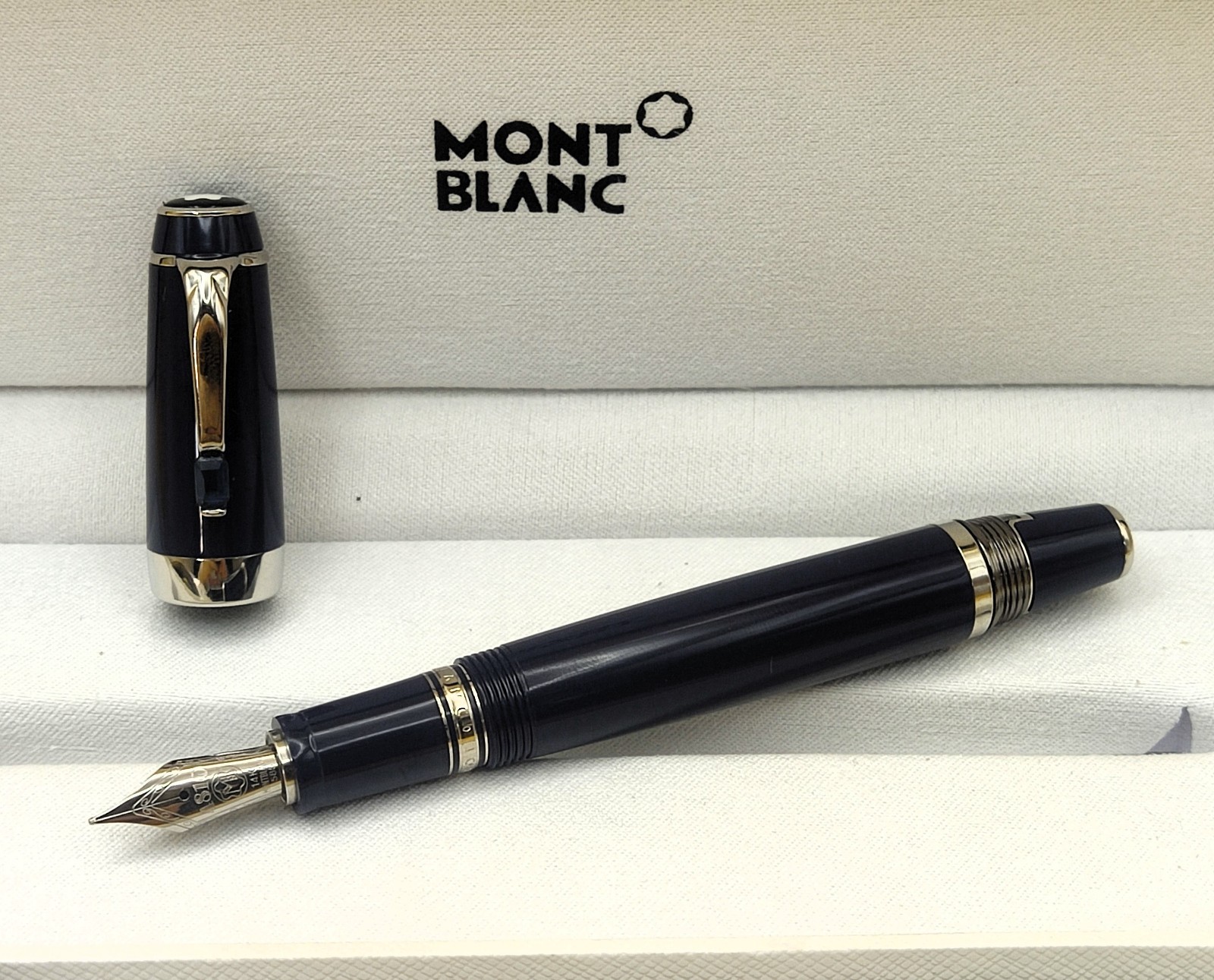 Premium Montblanc Boheme Retractable Nib Limited Edition Fountain Pen With Box Premium Montblanc Boheme Retractable Nib Limited Edition Fountain Pen With Box