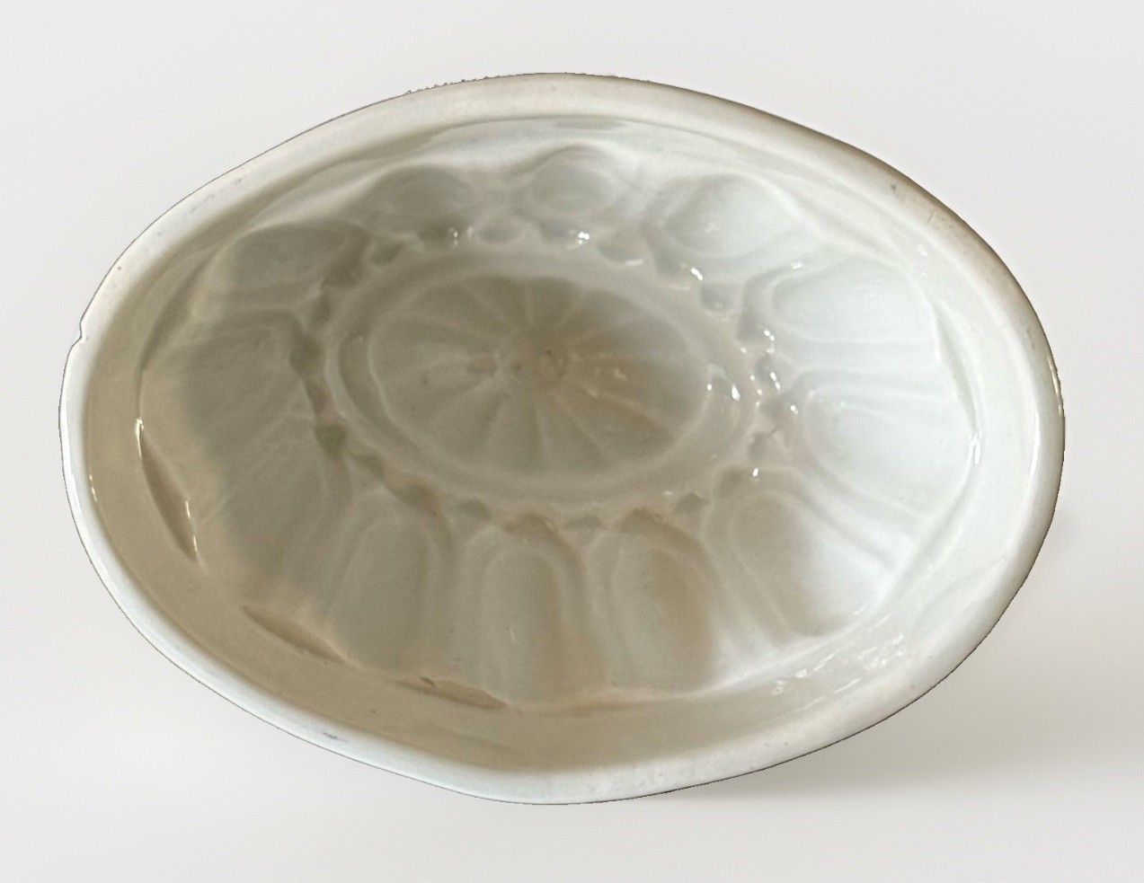 Antique Victorian English Ironstone Jelly Mold / Baking Mold