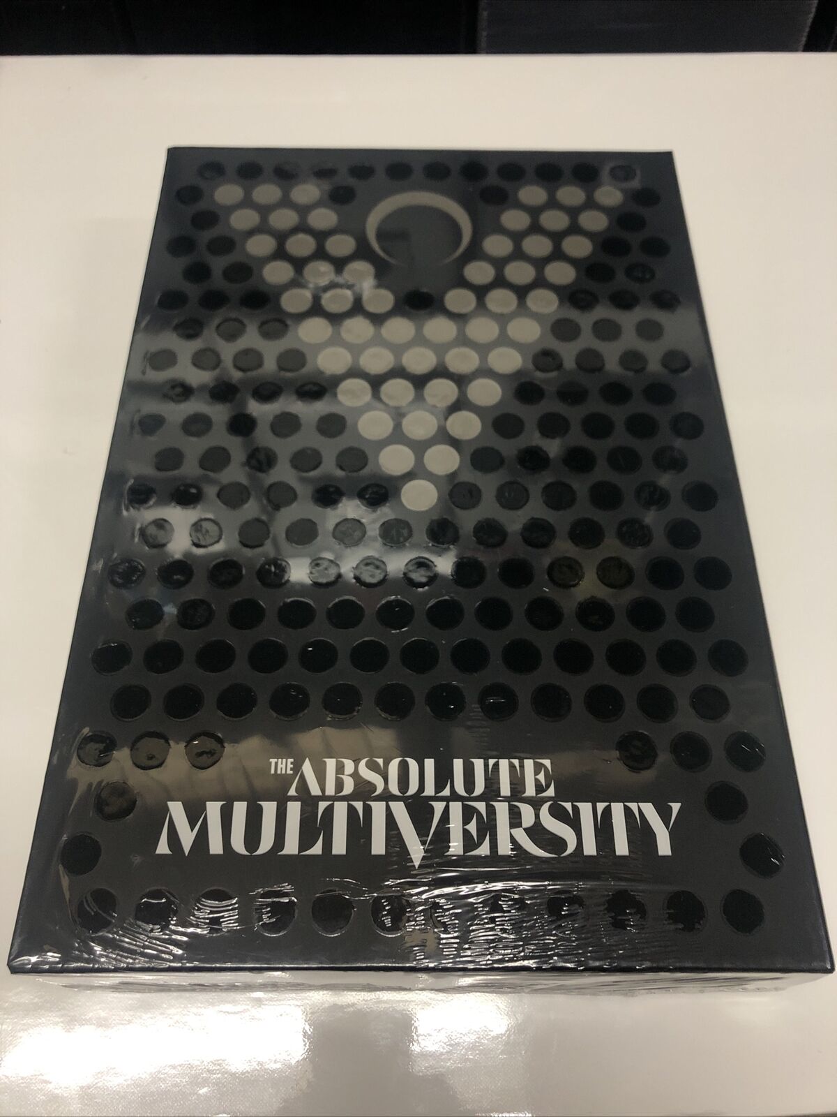 Absolute Multiversity (2022) HC | DC | Grant Morrison | Ivan Reis