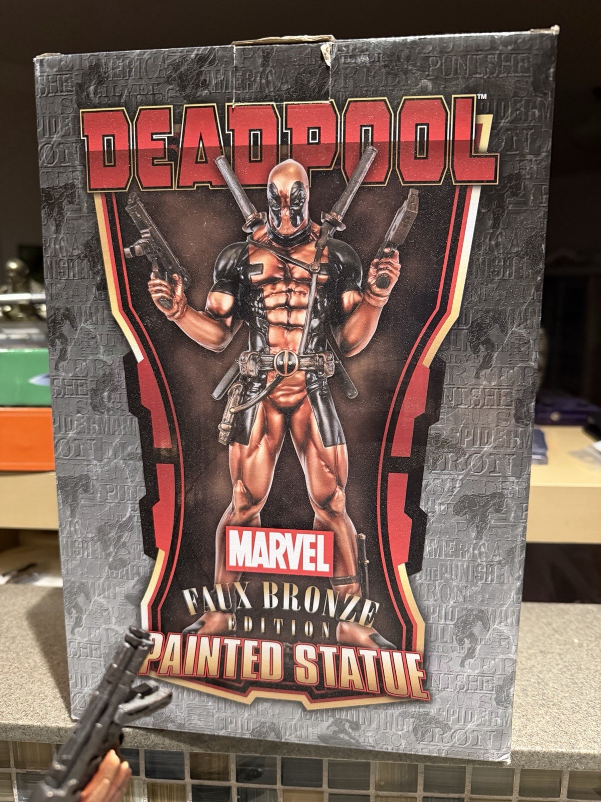 DEADPOOL FAUX BRONZE STATUE (2012) Bowen; Website Exclusive; #AP 0 Rare DEADPOOL FAUX BRONZE STATUE (2012) Bowen; Website Exclusive; #AP 0 Rare