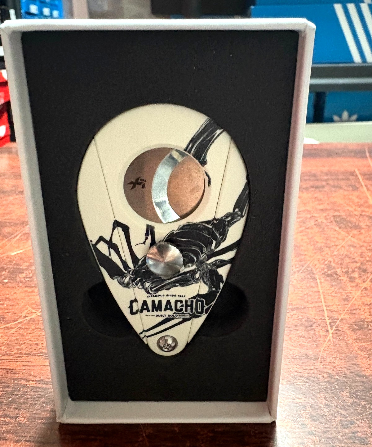 XiKAR Xi2 Cigar Cutter GUILLOTINE Silver Blades CAMACHO CIGARS Special Edition XiKAR Xi2 Cigar Cutter GUILLOTINE Silver Blades CAMACHO CIGARS Special Edition
